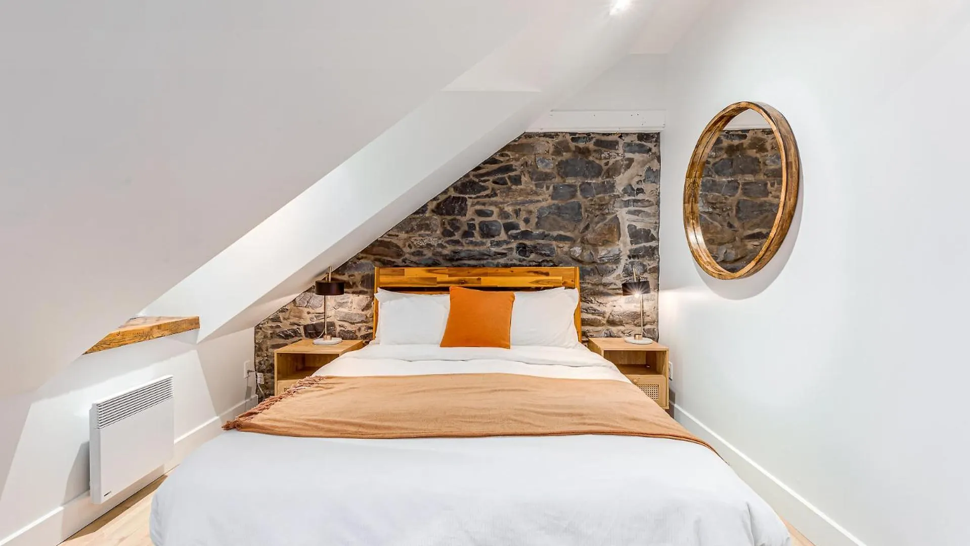 North House - Gorgeous 3 Bedroom 2-Floor Old Quebec Townhouse Lägenhet